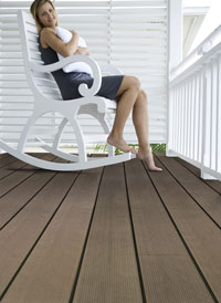 terrasse composite brune